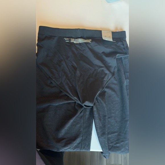 Victoria’s Secret Performing Black Leopard Size Large Print High Waisted Tight - Picture 9 of 11